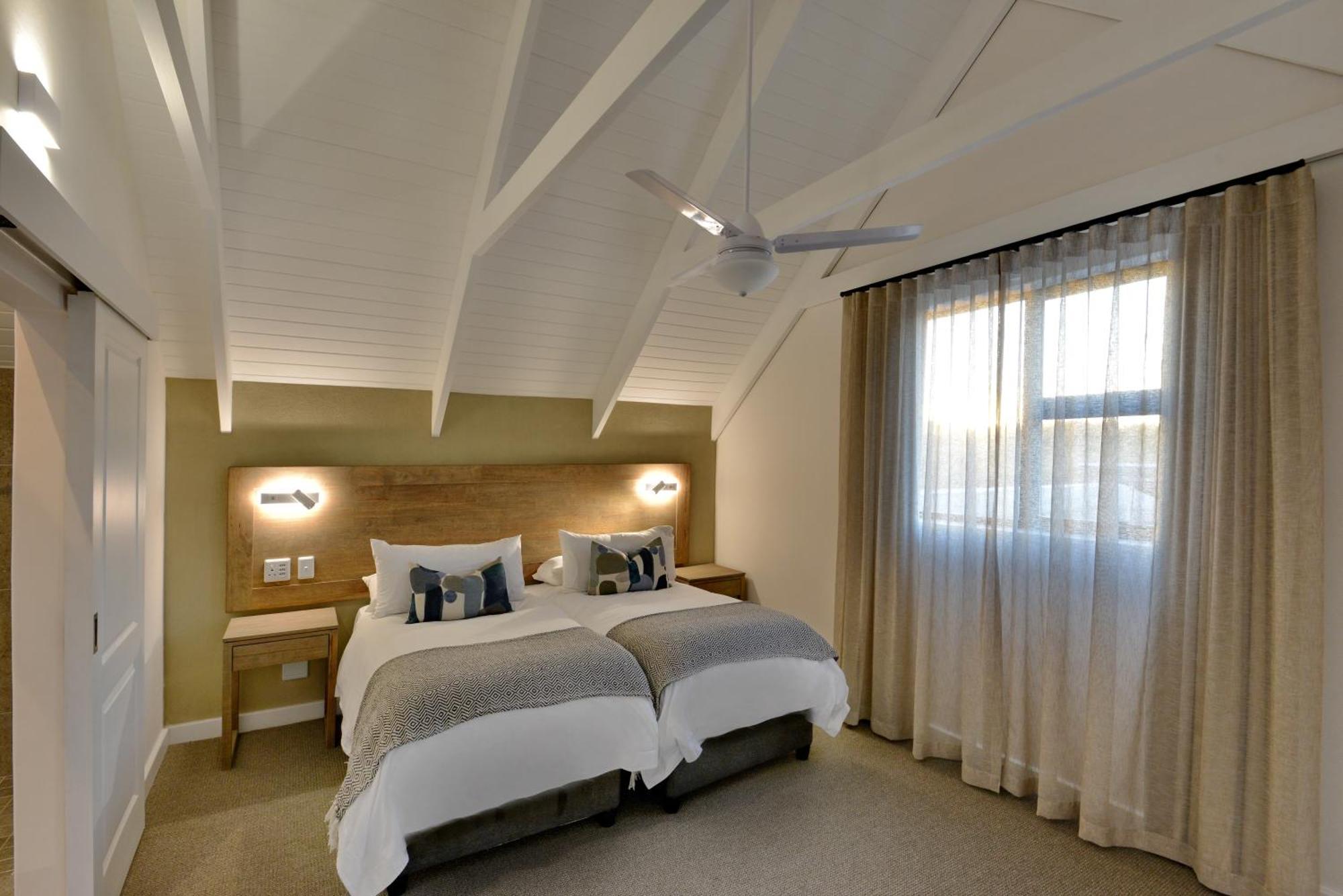 The Shark Bay Boutique Hotel & Spa Langebaan Extérieur photo